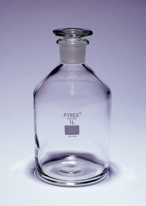 Glass reagent bottle 250ml, narrow neck, with glass stopper